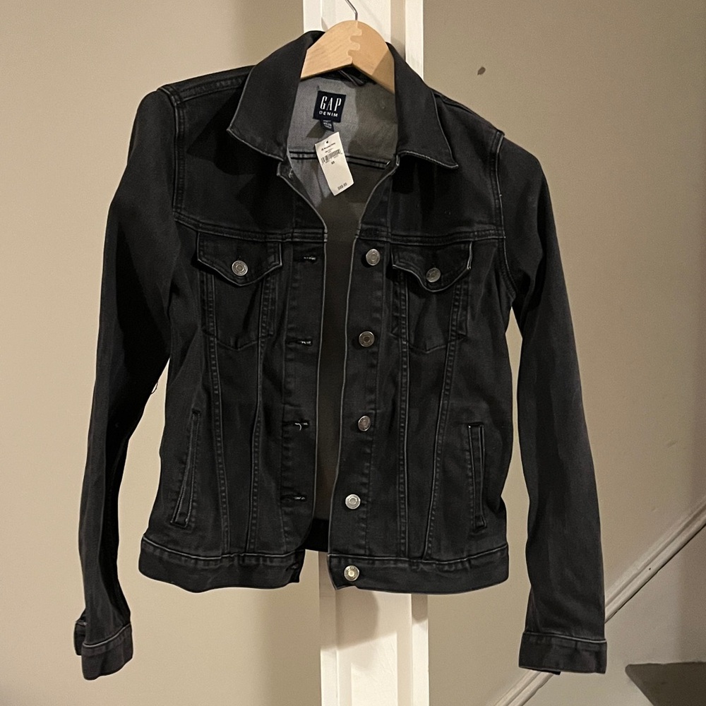 GAP Women's Dark Denim Jacket size Xs NWT